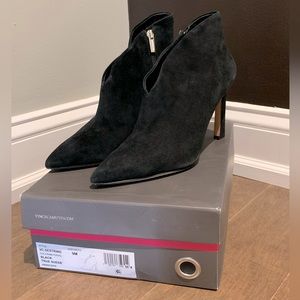 Vince Camuto Sestrind Bootie, Size 9 M in Black Suede